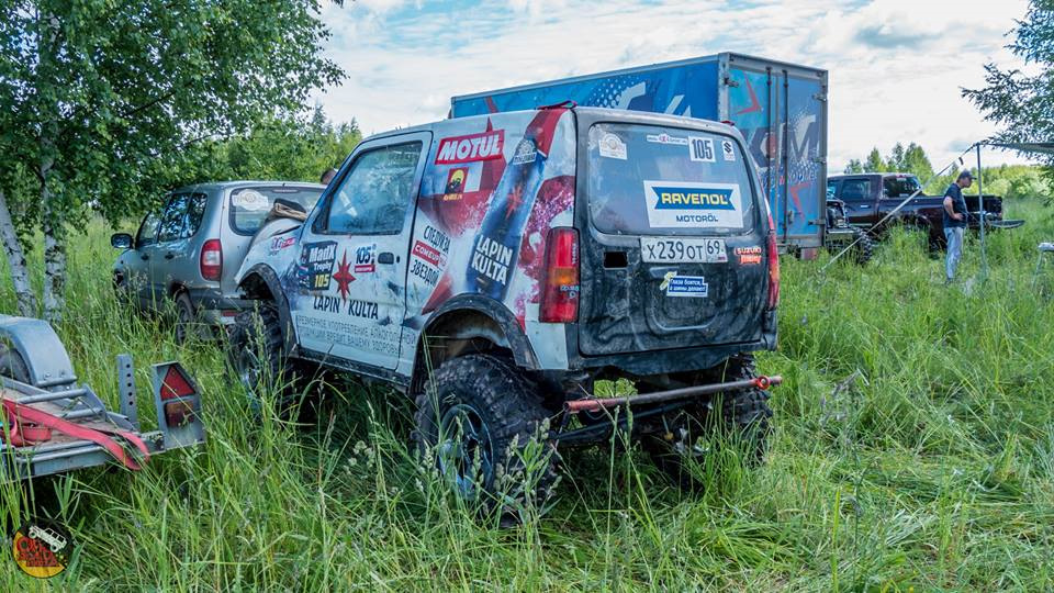 в лагере — Suzuki Jimny (1G)