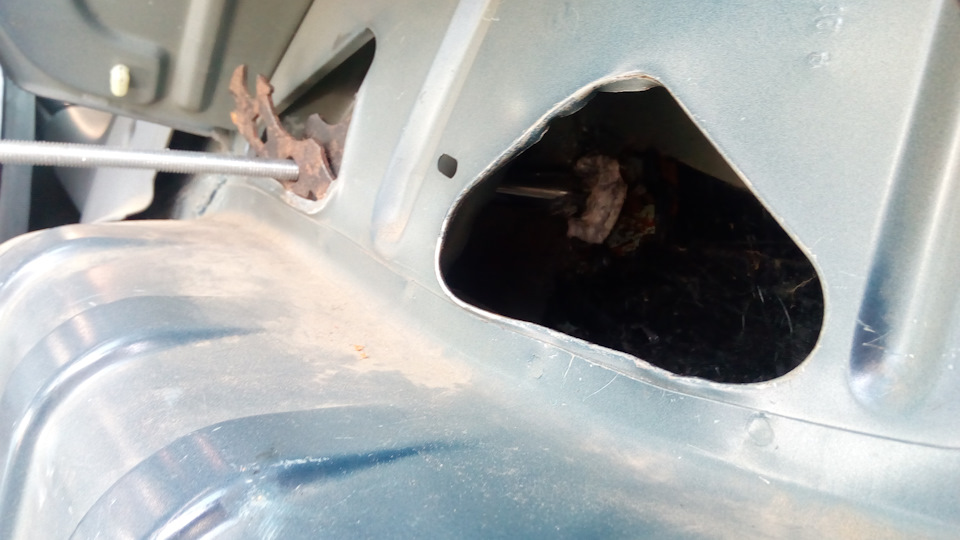 Этап восстановления после переворота — Renault Laguna I, 1,6 л, 1999 ...