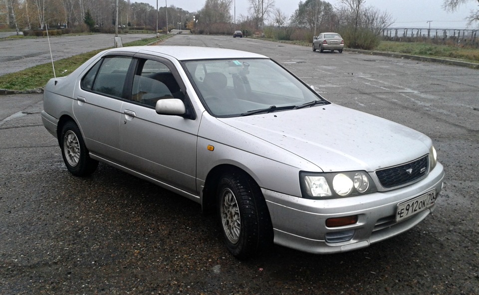 Ниссан блюберд 4 вд. Nissan Bluebird 2000. Блюберд 2000. Ниссан Блюберд 2000 праворульный автомат. Ниссан Блюберд 2000г фото.