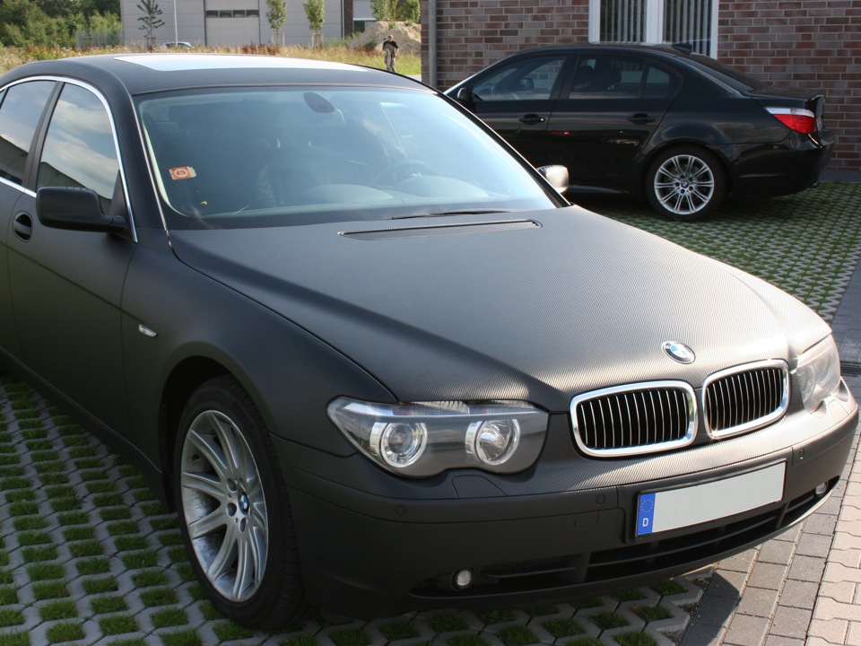 BMW e65 в матовой пленке