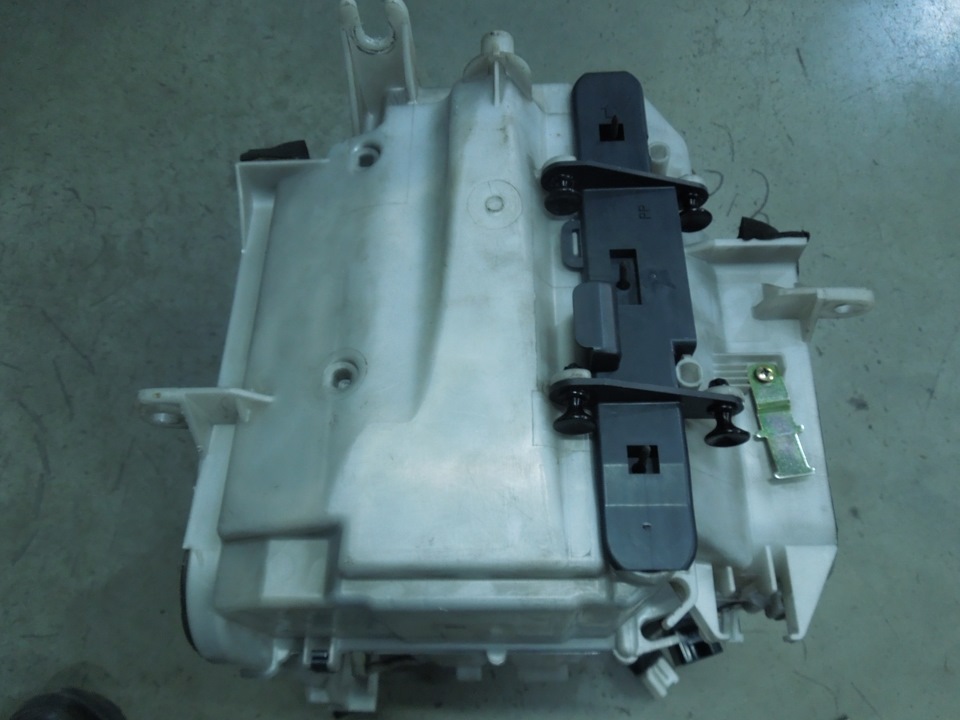 Фото в бортжурнале Toyota Corolla (100)