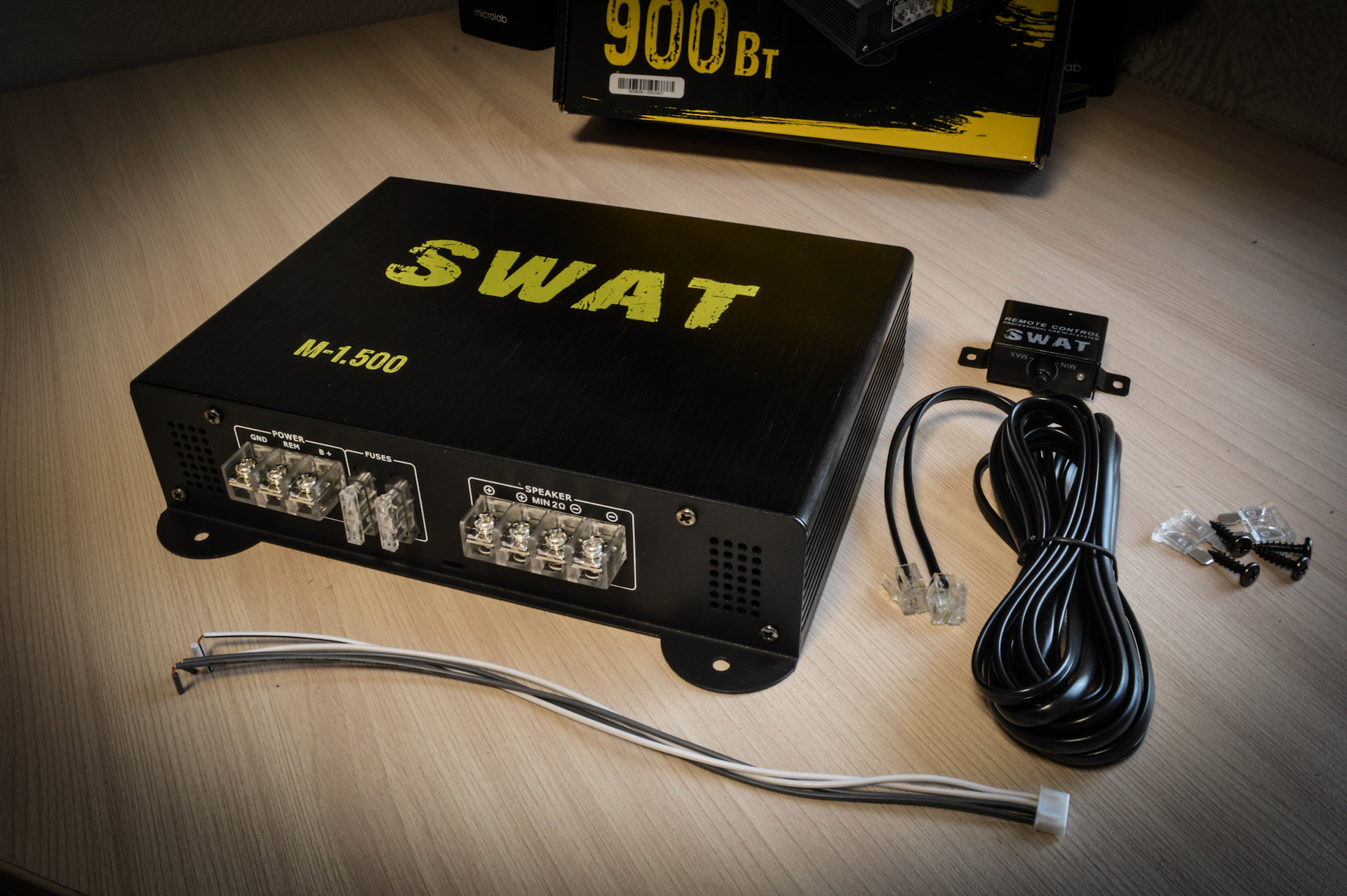 Моноблок swat. Моноблок SWAT 1.500. Усилитель SWAT M-1.500. Усилитель SWAT 1. Усилитель SWAT 500w.