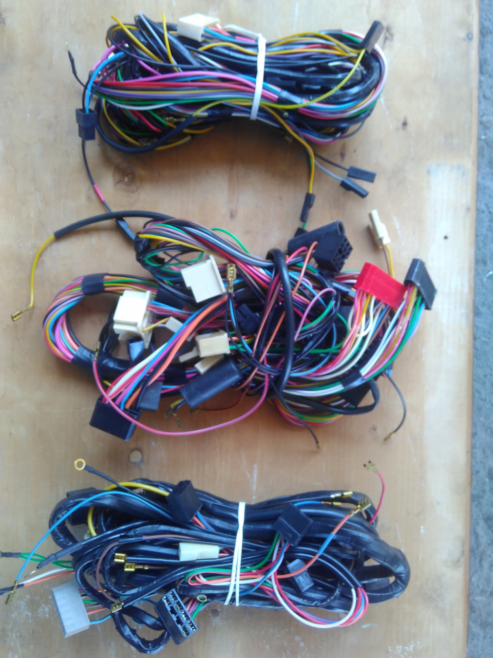 Замены проводки и "черного ящика" — Москвич 2141, 1,6 л, 1993 года ...