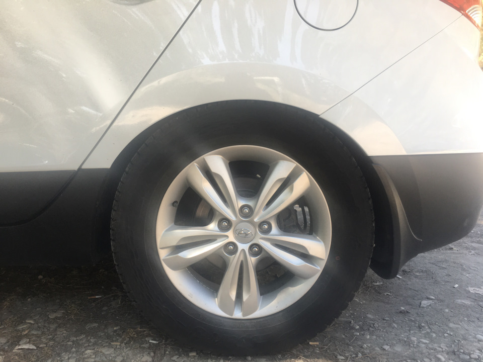Вот и у моего IX35 задние пружины просели. — Hyundai ix35, 2 л, 2010 ...