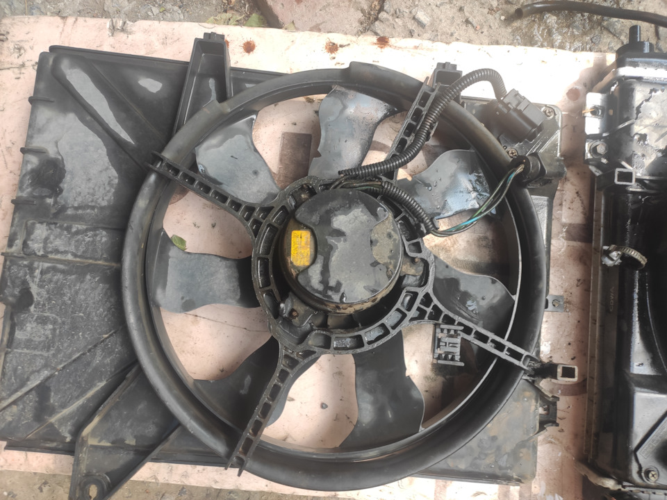 старый — Hyundai Getz