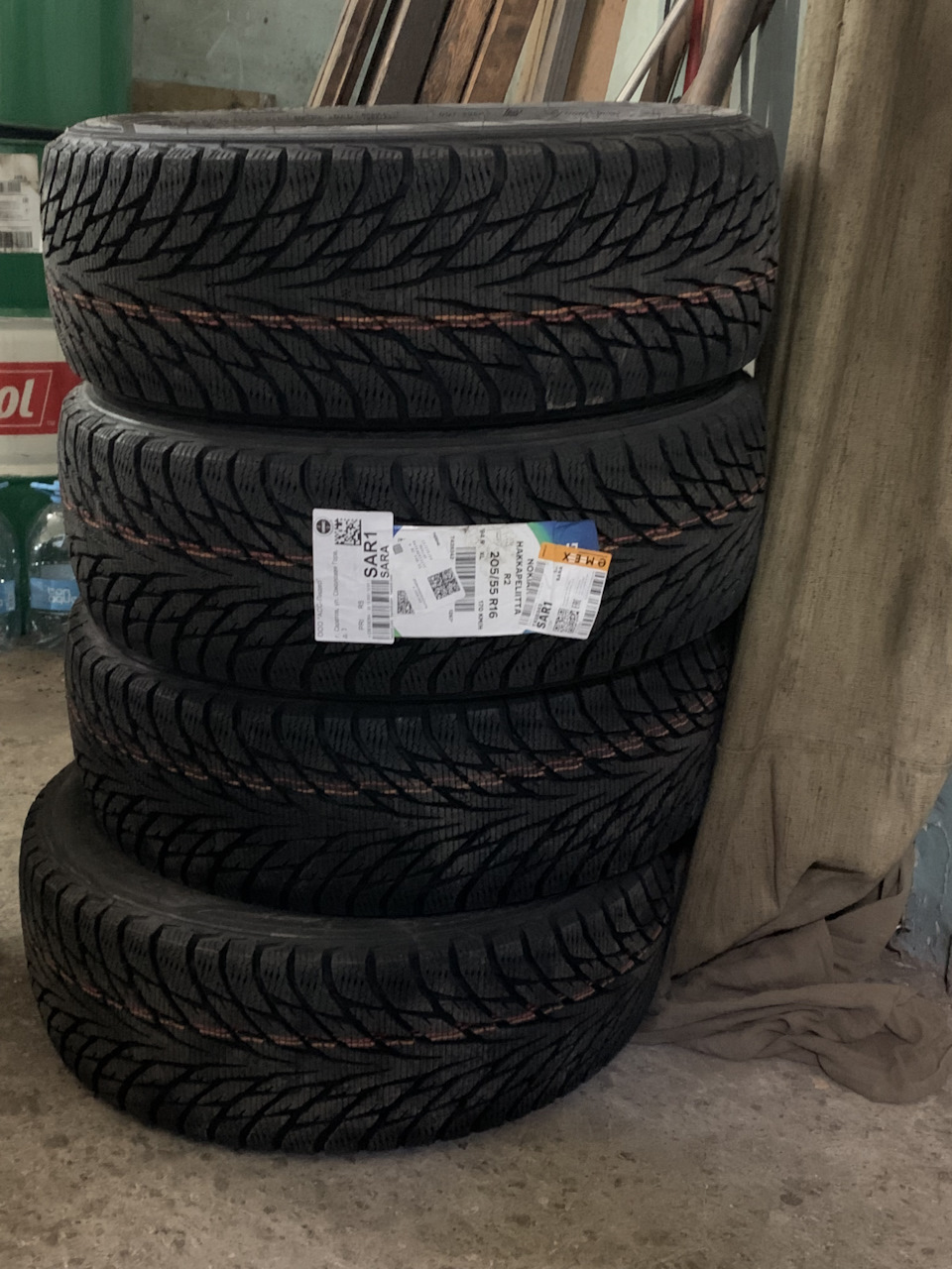 Зимняя резина nokian hakkapelitta r2 липучка — Mitsubishi Lancer X, 1,8 ...