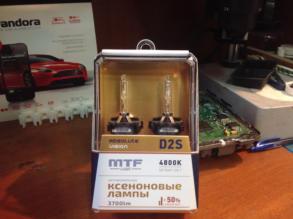 Про лампы ксенон D2S — Honda CR-V (RE), 2,4 л, 2010 года | аксессуары ...
