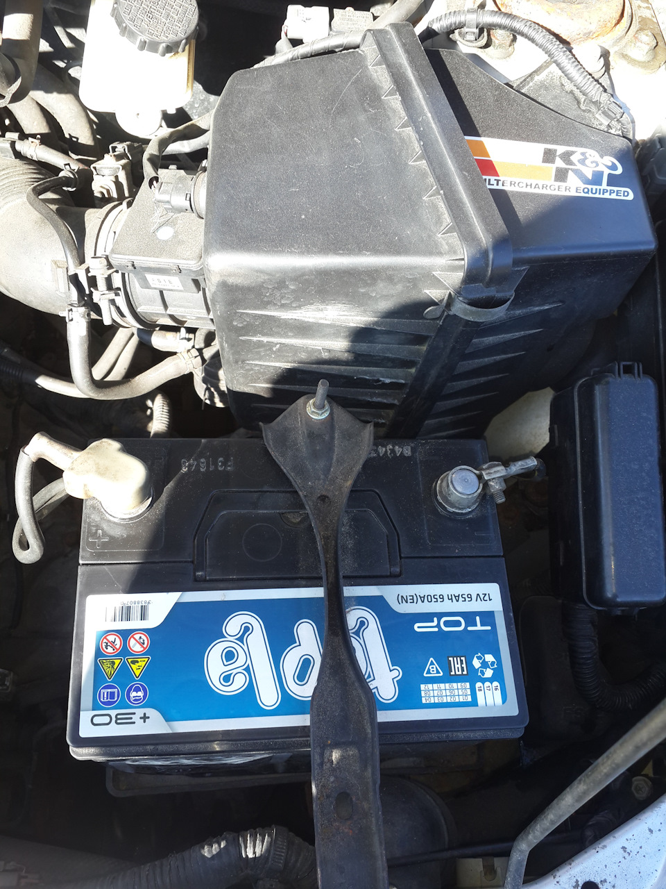 Замена акамулятора🔰 — Mazda MPV II, 2 л, 2000 года | расходники | DRIVE2