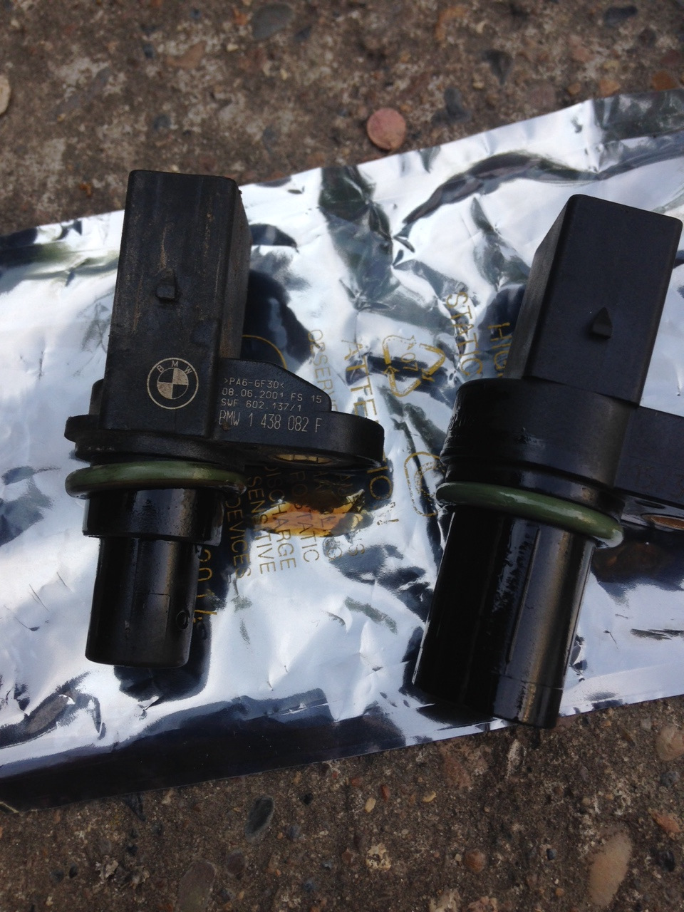 4. Датчик выпускного распредвала. Датчика выпускного распредвала м54. Датчик выпускного распредвала бмв е60. Датчик распредвала авео т300 1.