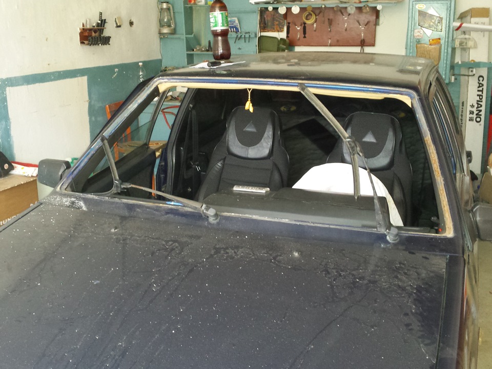 Решил сегодня, пока выходной, заменить лобовое стекло…вот что из этого ...