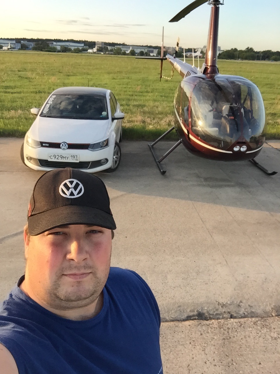 просто фото Белочки) — Volkswagen Polo Sedan, 1,6 л, 2011 года ...