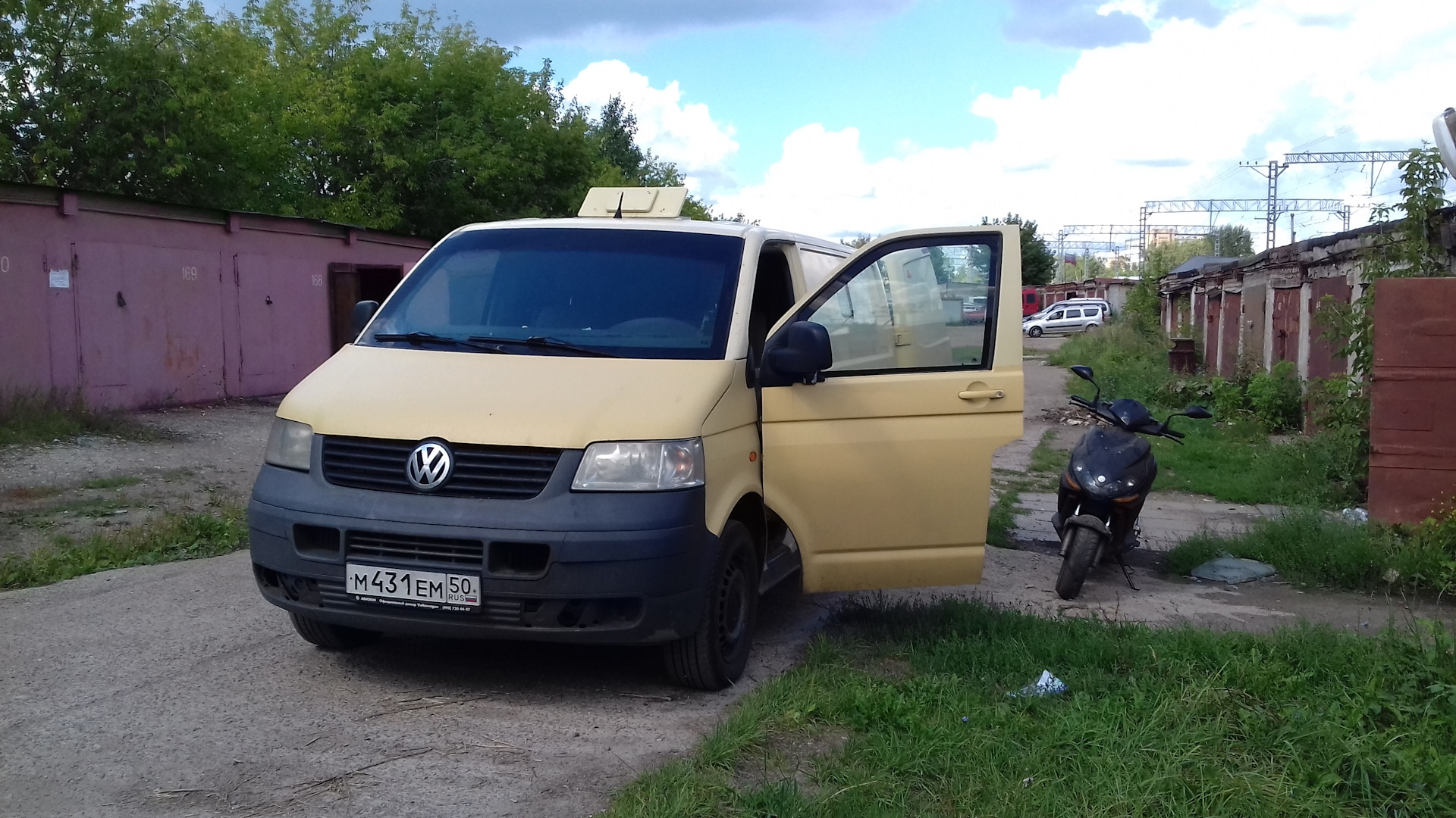 Volkswagen Transporter T5 2.5 дизельный 2007 | GP Look на DRIVE2