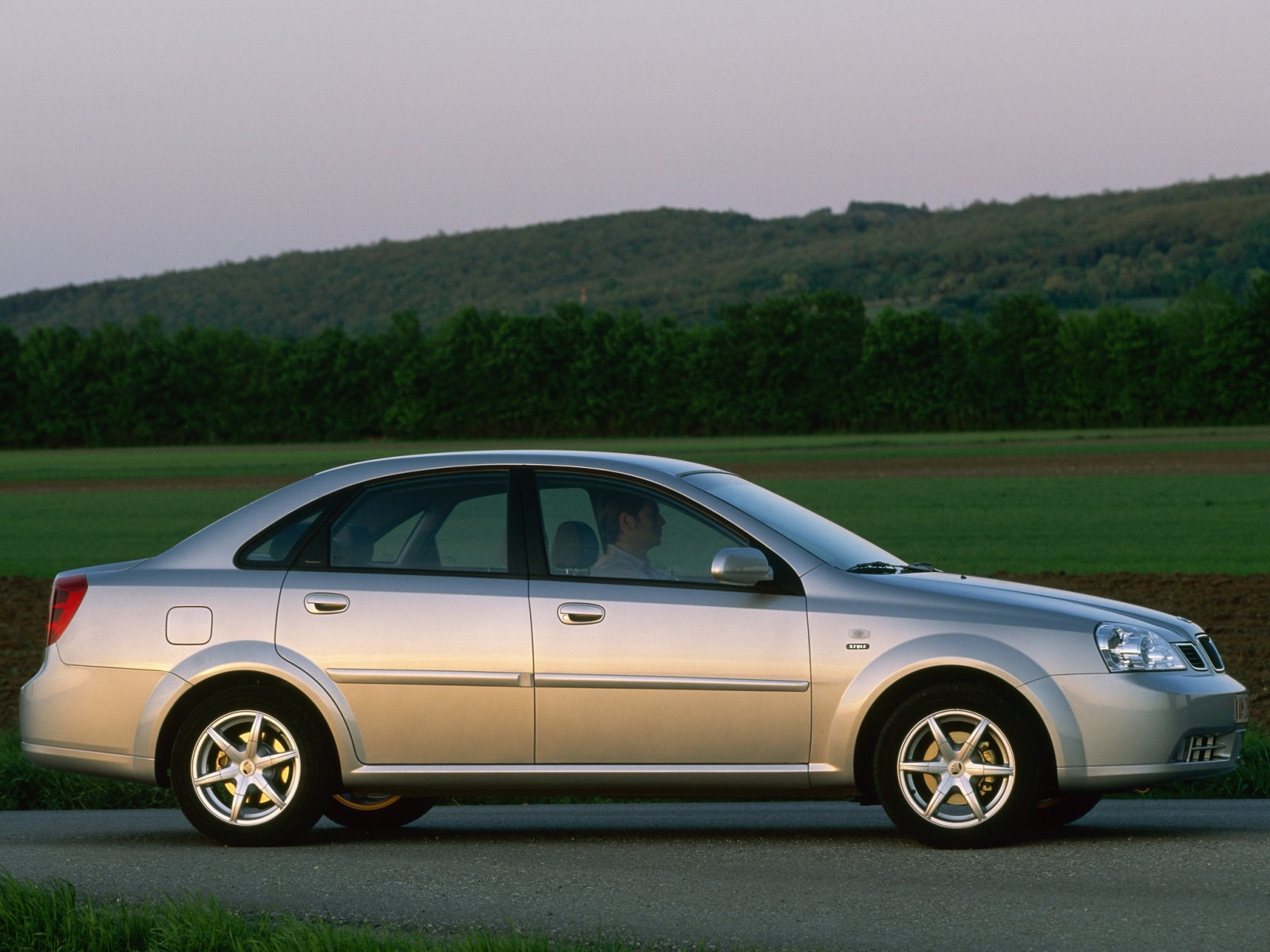 Daewoo Lacetti 2003 седан