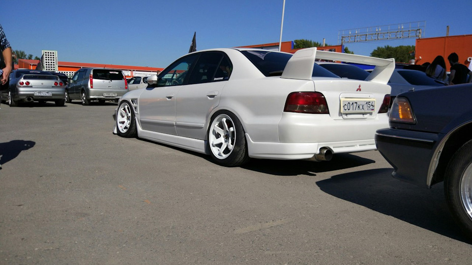 люк mitsubishi galant люк mitsubishi galant