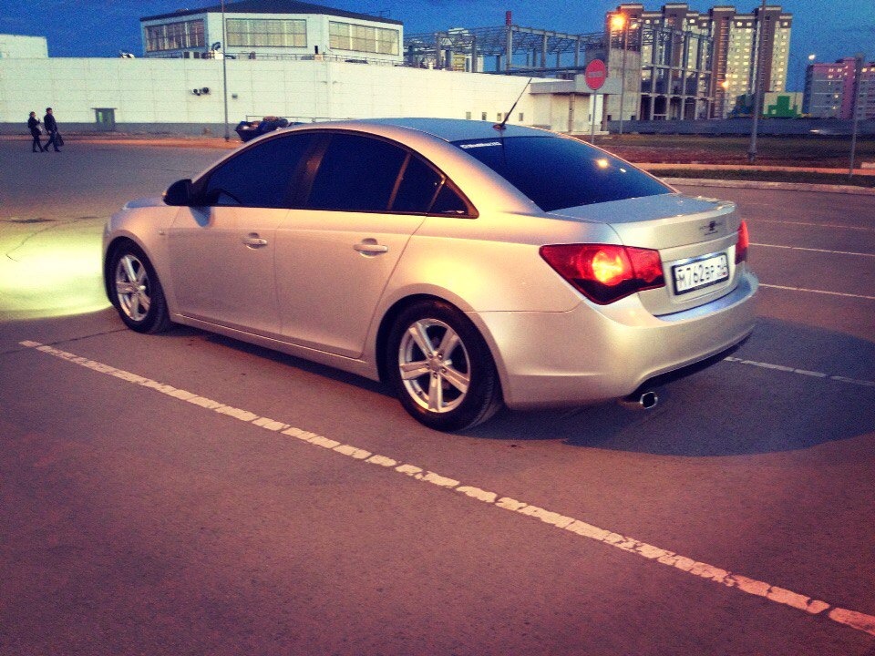 Chevrolet Cruze тонированный