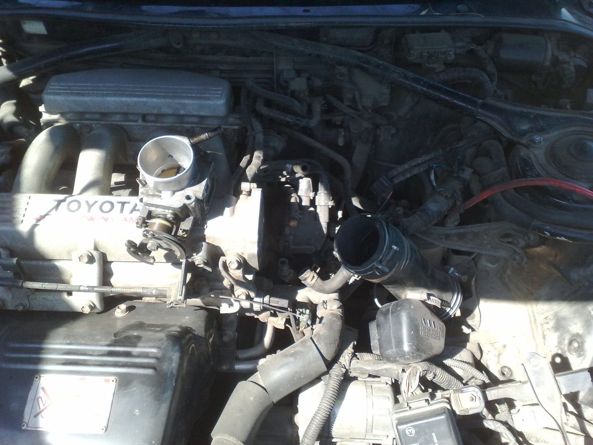 Preventive flushing of the throttle injectors engine  - Toyota Celica 20 L 1992