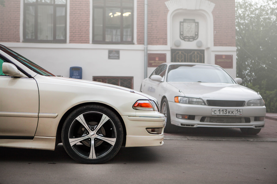 JZX100 vs JZX90 — Toyota Mark II (100), 2,5 л, 1998 года фотография