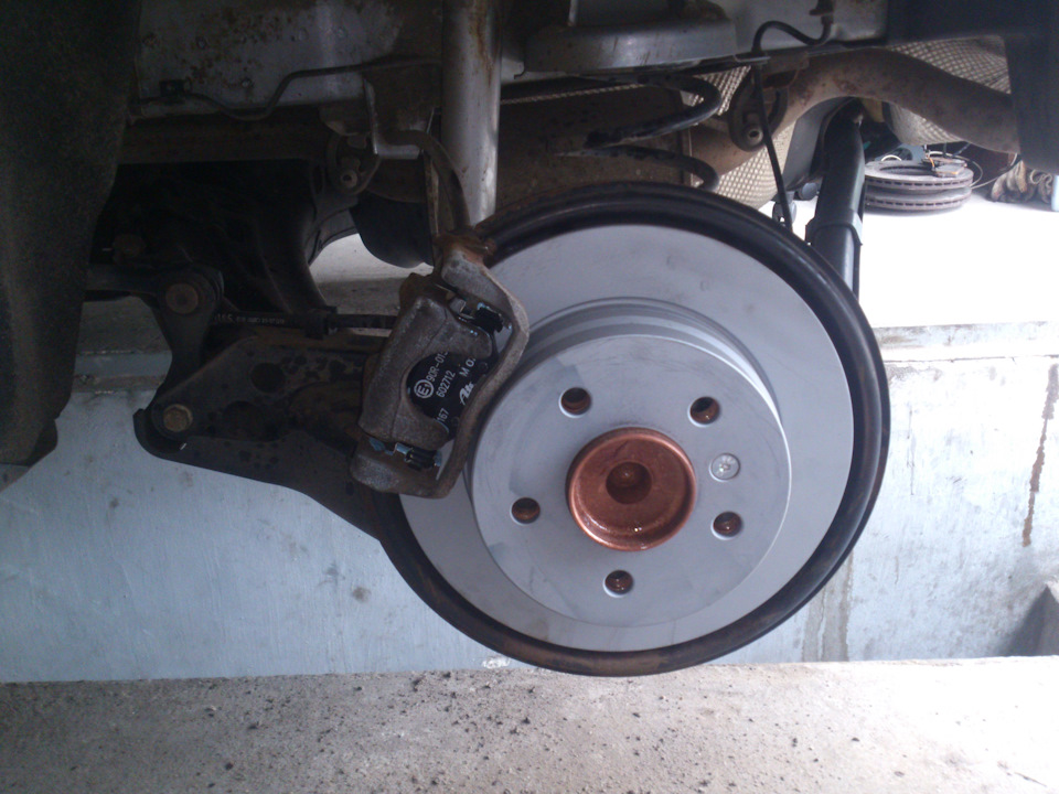 Фото в бортжурнале Mercedes-Benz B-Class (W245). Запчасти на фото: 21Z09