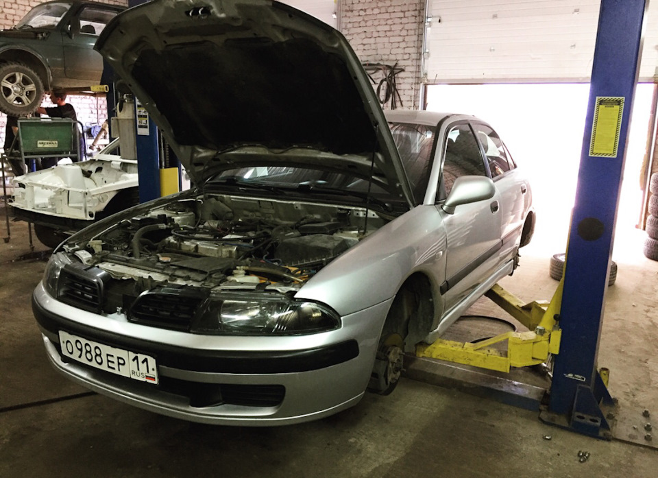 Шпильки, проставки + расширенное ТО — Mitsubishi Carisma, 1,6 л, 2002 ...