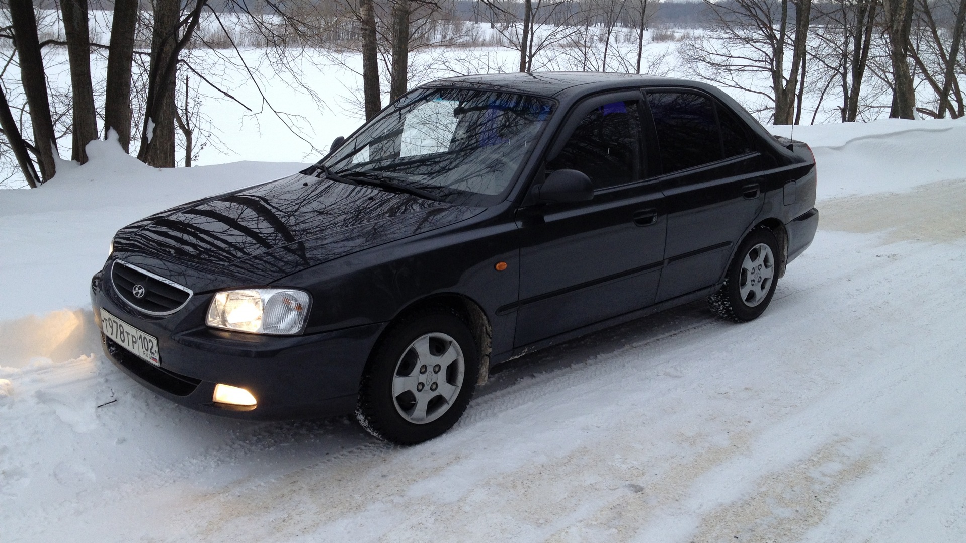 Акцент черного цвета. Hyundai Accent 2008 черный. Hyundai Accent 2007 черный. Hyundai Accent черный.