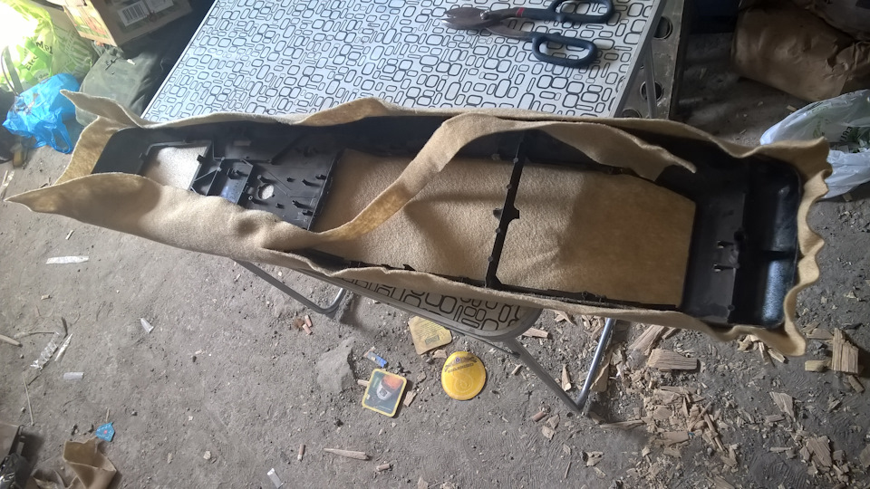 подрезаем излишки — Jeep Cherokee (XJ). Запчасти на фото: 80000007