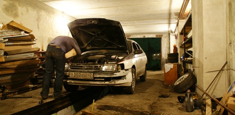 HOORAY  SHE RIDES AGAIN  - Toyota Corona 20L 1993