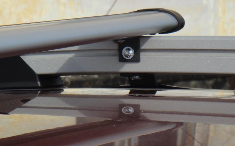 ad0e858s 960 Как крепить поперечины к рейлингам