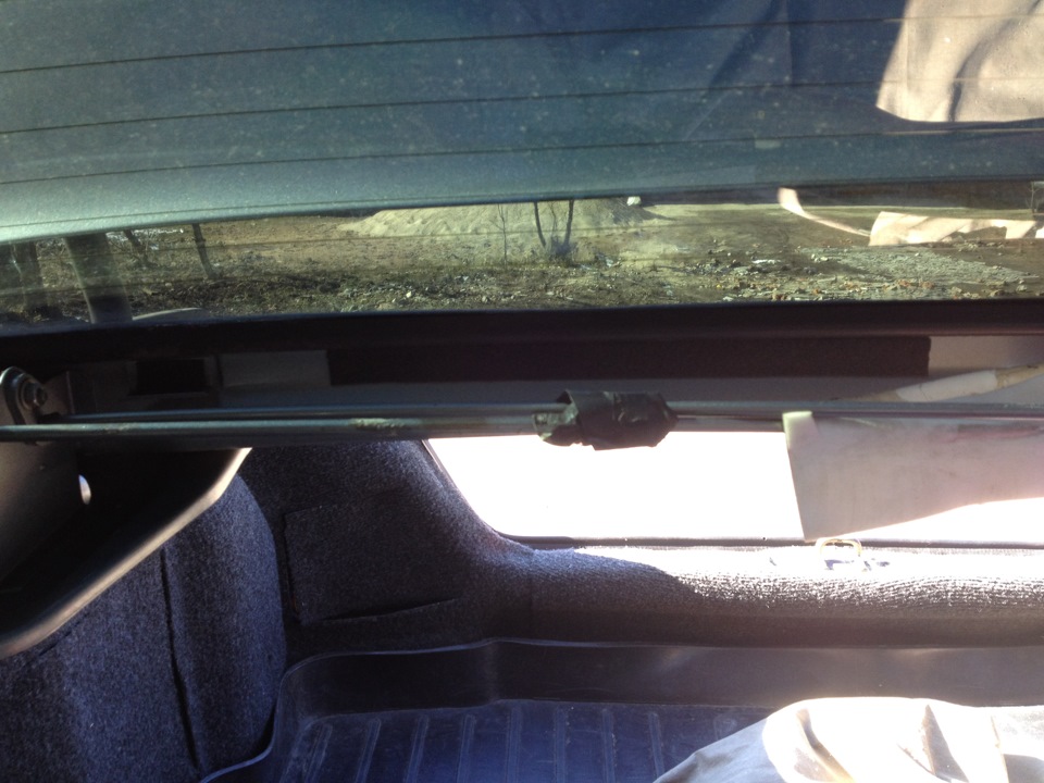 Дребезг акустической полки — Lada 2115, 1,5 л, 2007 года | своими ...