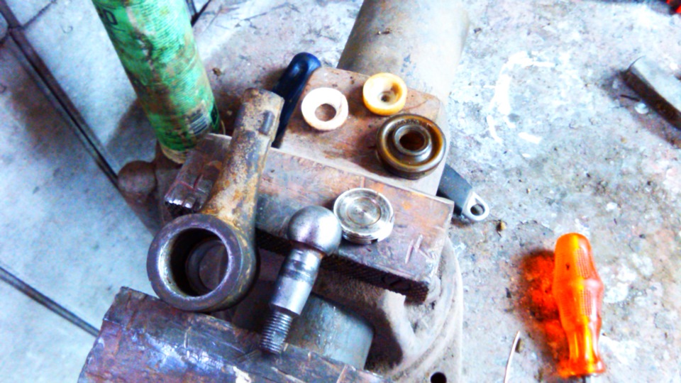 диагностика рулевых тяг — Mitsubishi Lancer IV, 1,5 л, 1989 года ...