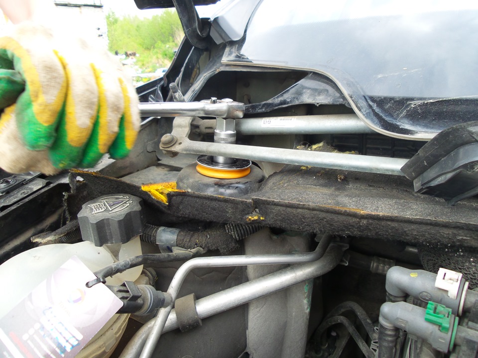 Фото в бортжурнале Peugeot 308 SW (1G)