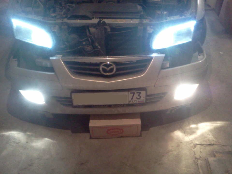 Замена лампочек в противотуманках — Mazda 626 V (GF), 2 л, 2000 года ...