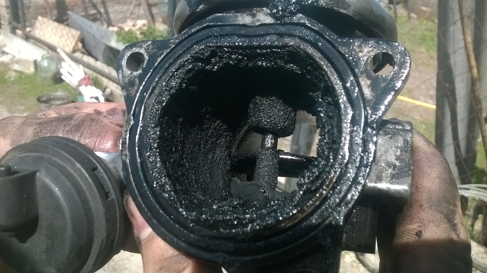 Чистка егр своими руками. 0 дизель чистка. Чистка егр f25. Заглушка егр мазда сх-7. Чистка егр своими руками.