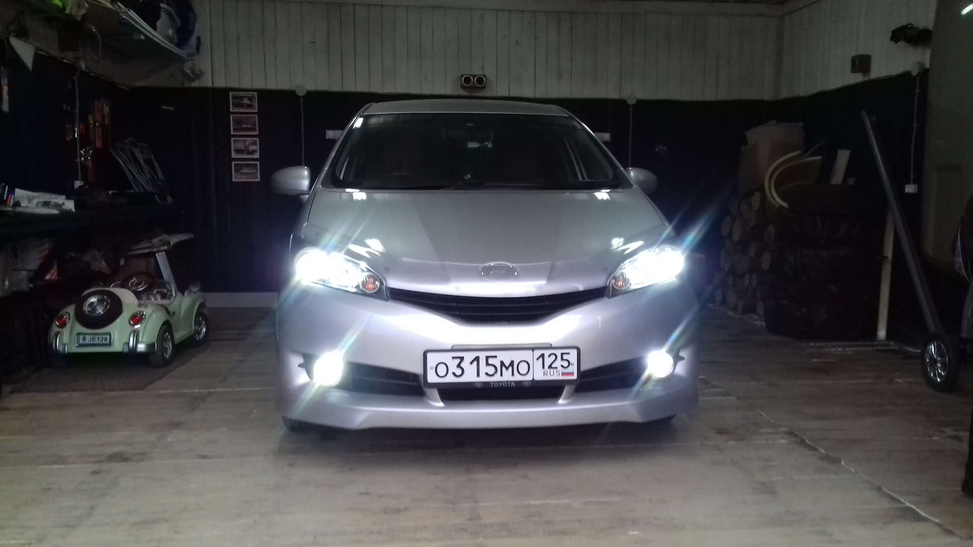 Как поменять лампочку тойота виш Запись № 25. Светодиодные лампы ТС-Х - Toyota Wish (AE20), 1,8 л, 2009 года аксе
