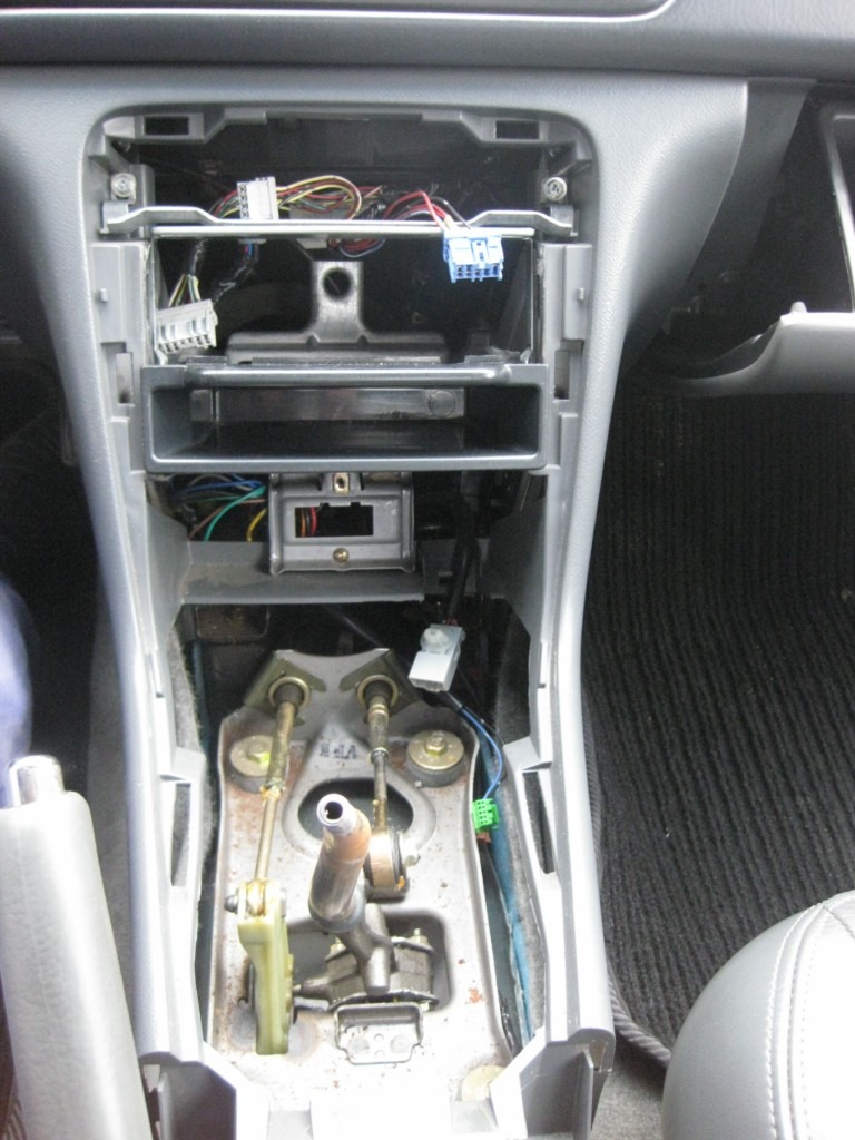 Разборка торпеды и приборки — Honda Accord Coupe (5G), 2,2 л, 1997 года ...