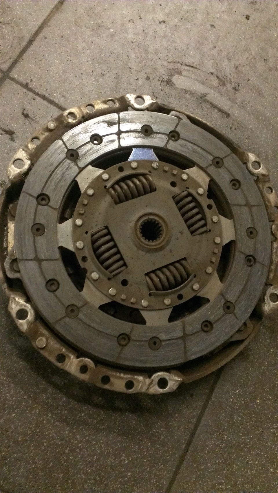 Сцепление, обороты, распорки — Ford Focus I Hatchback, 1,8 л, 2004 года ...