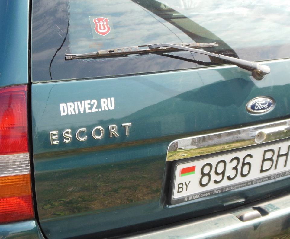 Теперь с наклейками — Ford Escort Mk6, 1,6 л, 1997 года | просто так ...