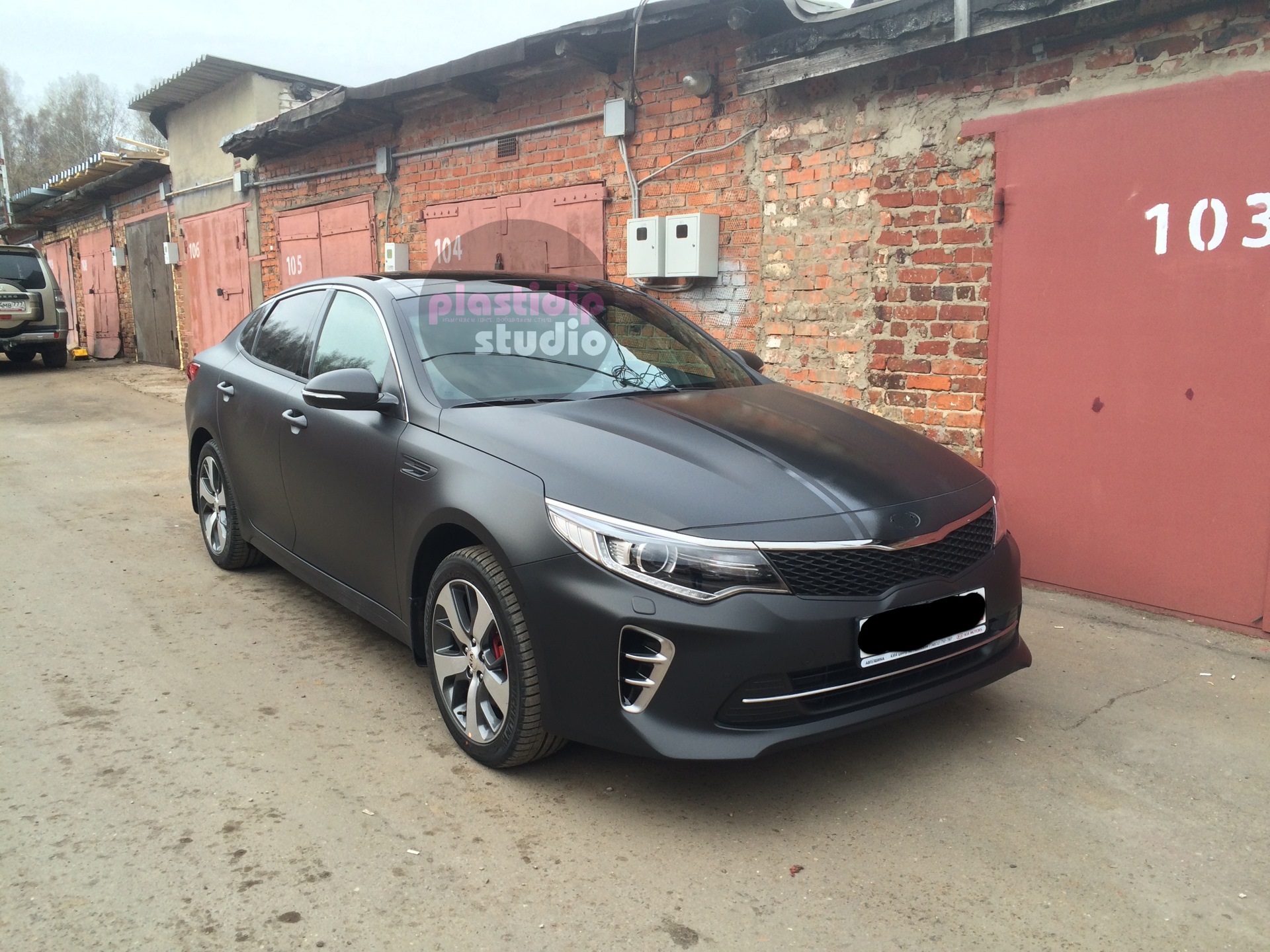 Kia Optima k5 черная антихром