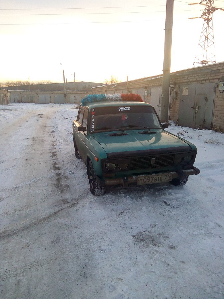 Мишура на крышу в виде мигалки — Lada 21065, 1,5 л, 1999 года | тюнинг |  DRIVE2