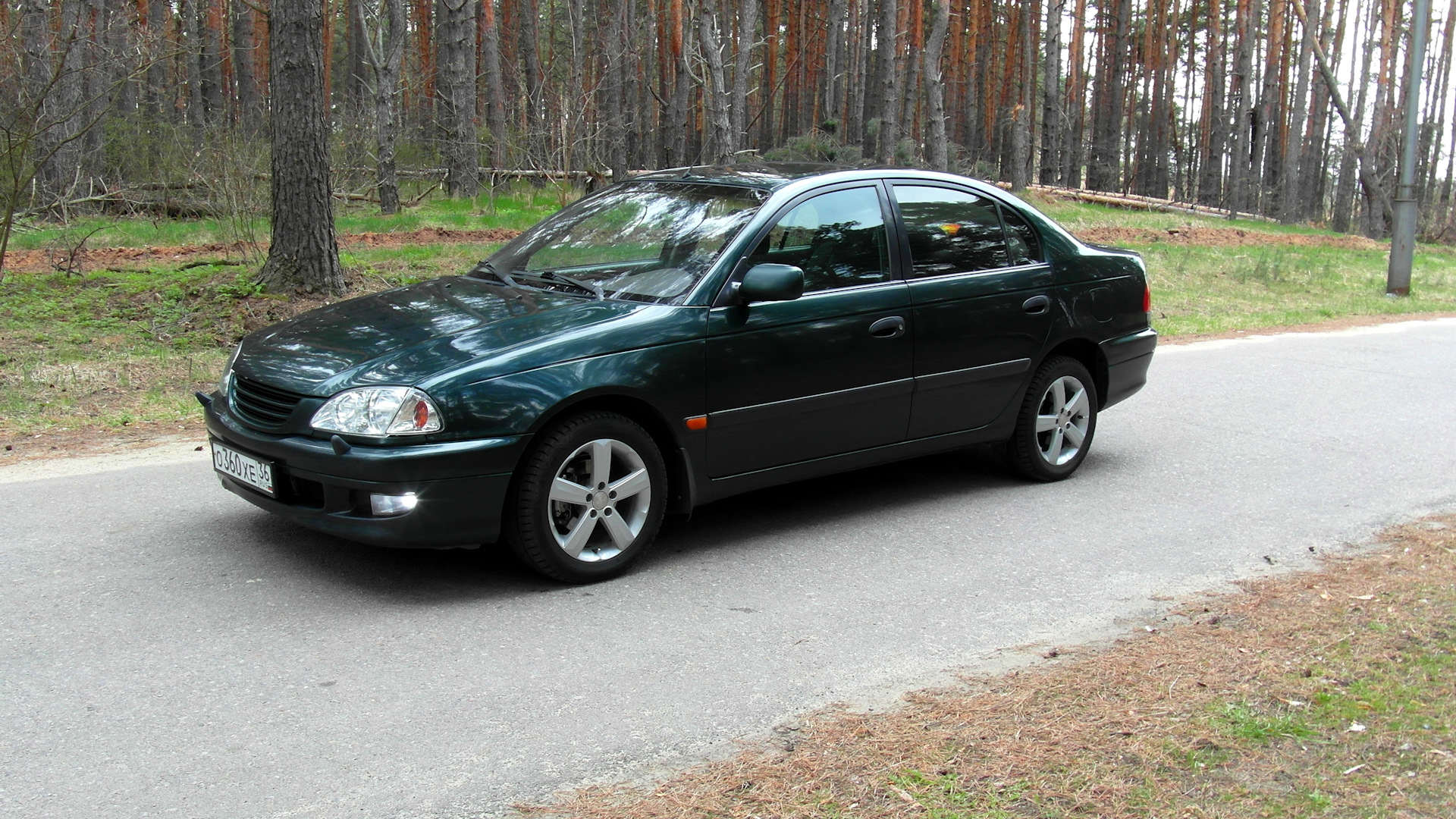 Toyota Avensis I 1.6 бензиновый 1999 | Веник Ver 1.6 на DRIVE2