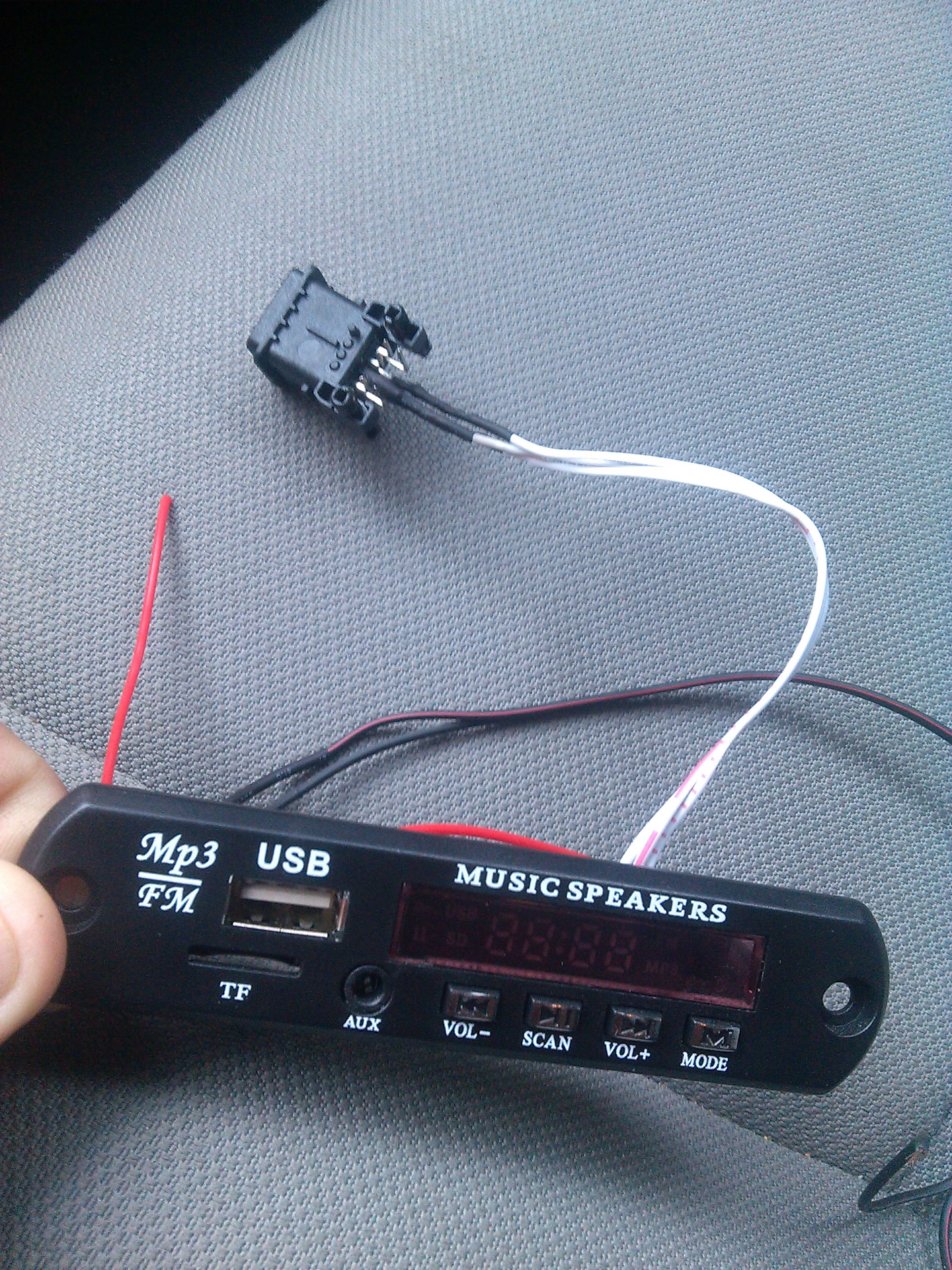 Подключение music speakers