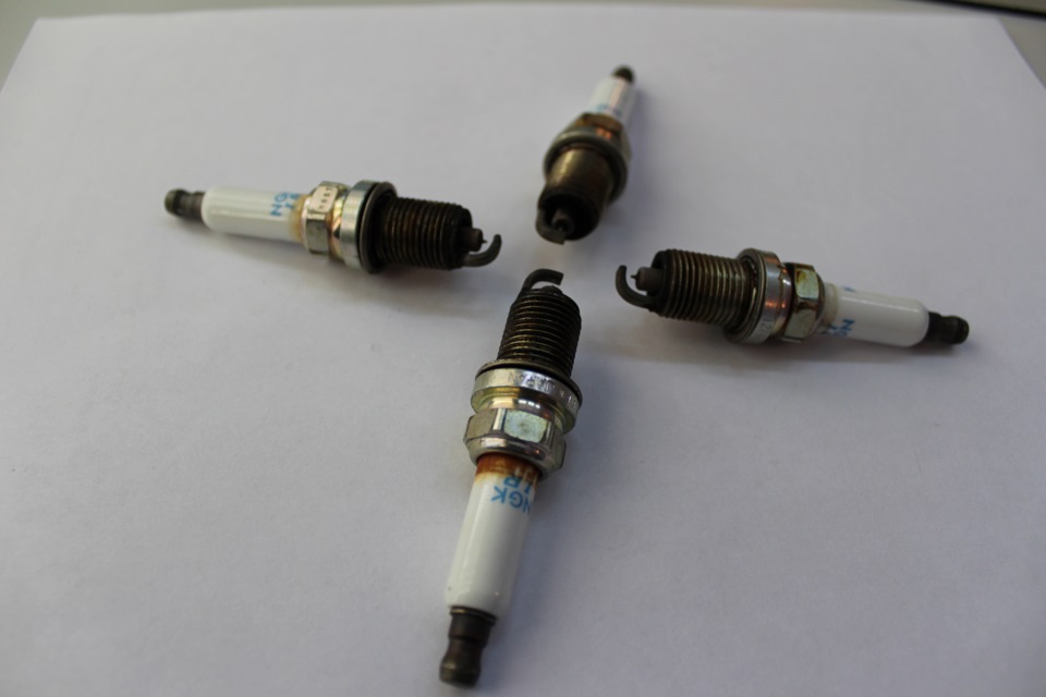 свечи нжк — BMW X5 (E53), 4,8 л, 2005 года | расходники | DRIVE2
