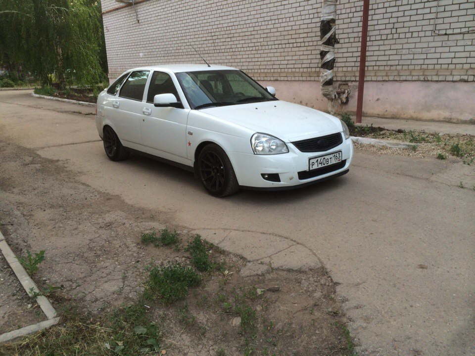 Универсальная губа под бампер — Lada Приора хэтчбек, 1,6 л, 2014 года ...