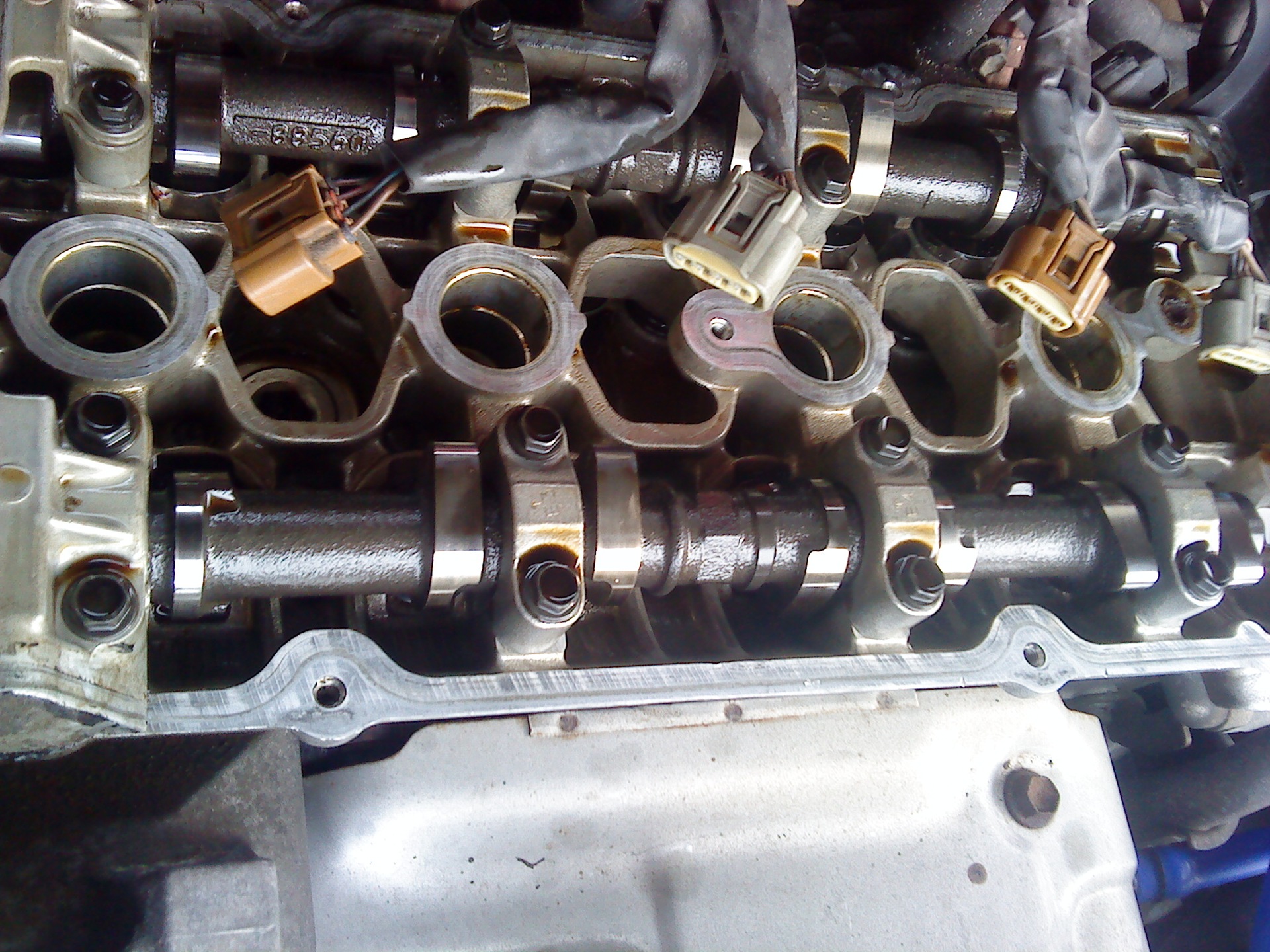 Replacing the cylinder head cover gasket - Toyota Celica 20L 1995