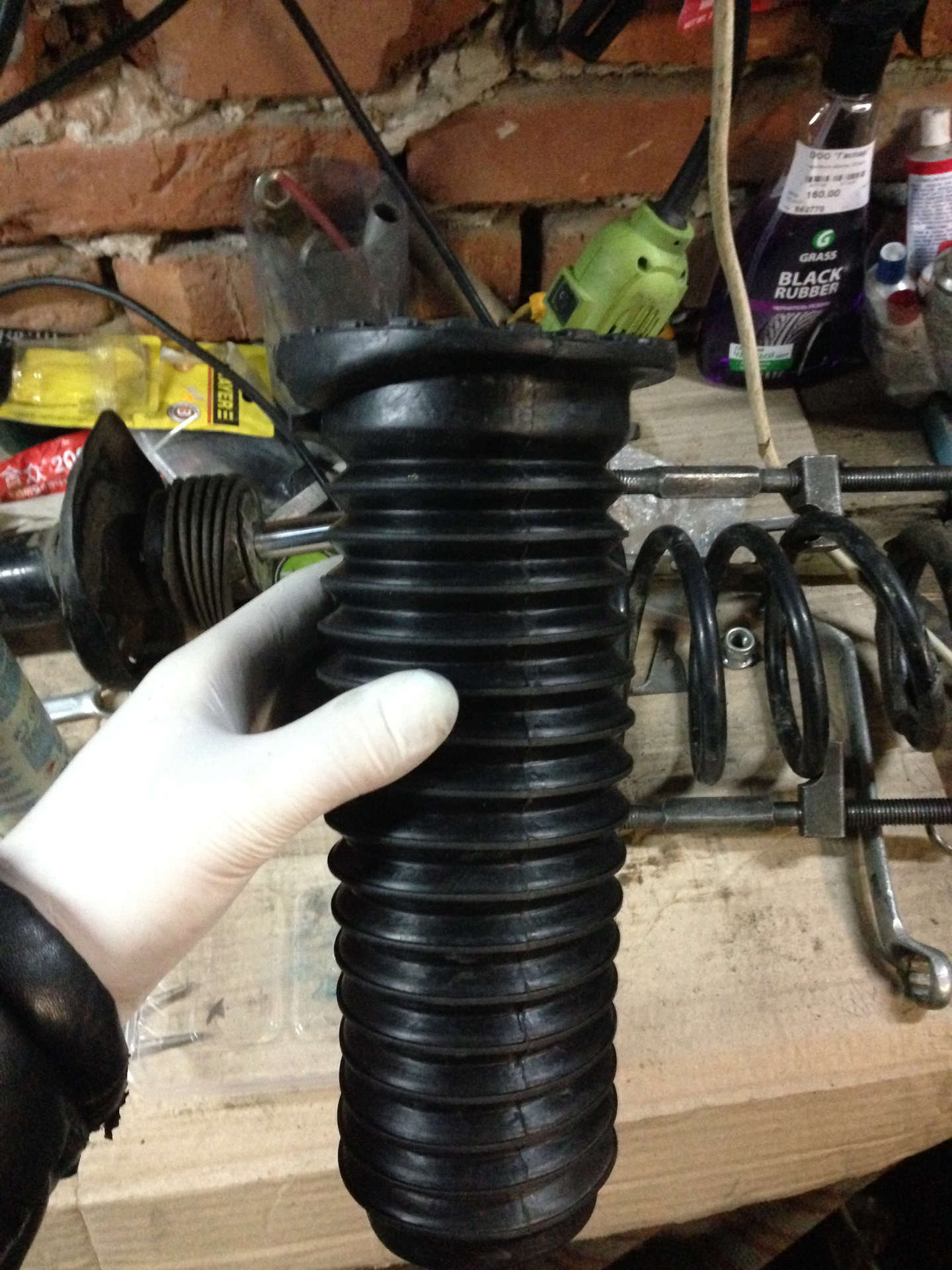 отбойник переднего амортизатора mazda cx 5. пыльник задней стойки 2110. замена пыльников амортизаторов. пыльник переднего амортизатора cx7. отбойник пыльник переднего амортизатора ниссан х-трейл т31.