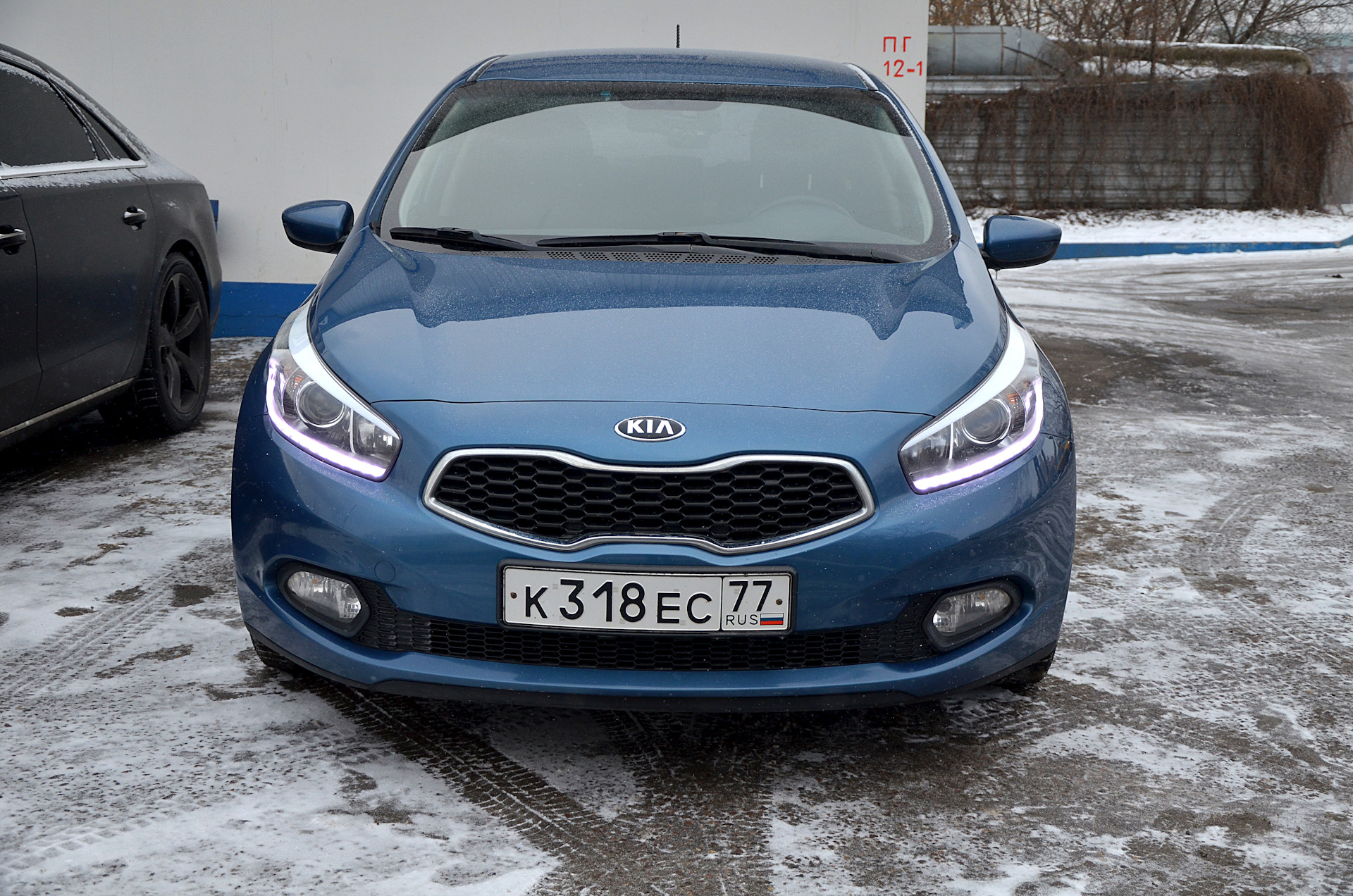 Kia Ceed синий 2013