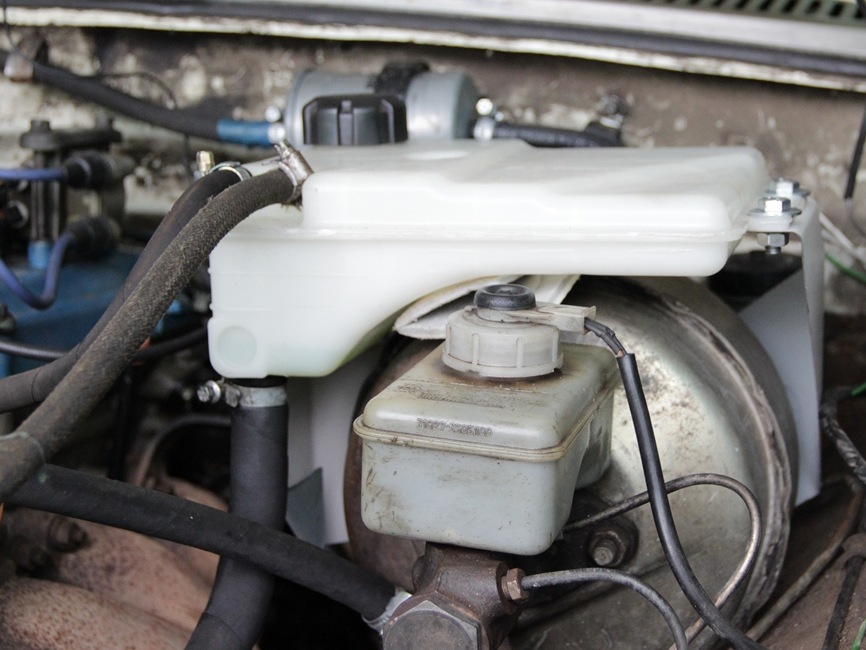 Некоторые доработки под капотом — ГАЗ 3110, 2,3 л, 1999 года | просто ...