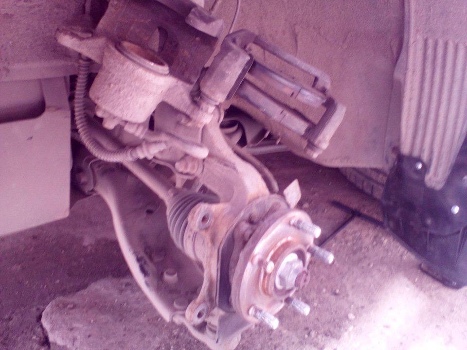 Шпилька колеса сломалась — KIA Pro_Ceed (2G), 1,4 л, 2012 года ...