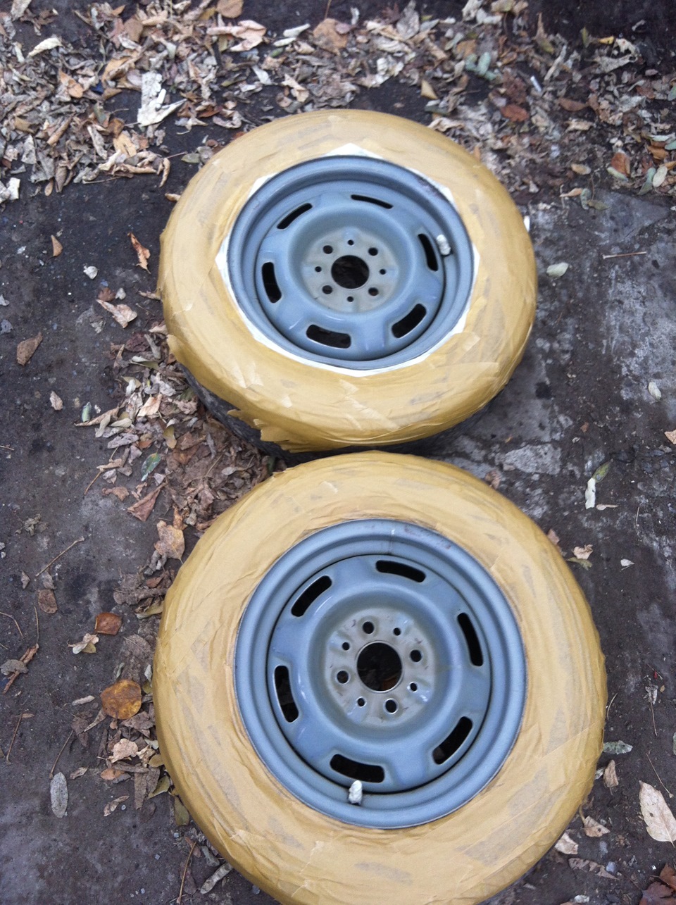 Штампованные диски болотного цвета. Приора штампы болото р14. Болотные штампы. Болотные диски. Штампы болотные r13 magneto.