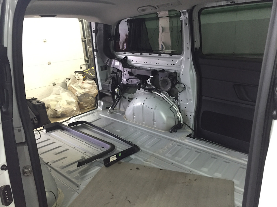 Фото в бортжурнале Mercedes-Benz V-Class (W447)