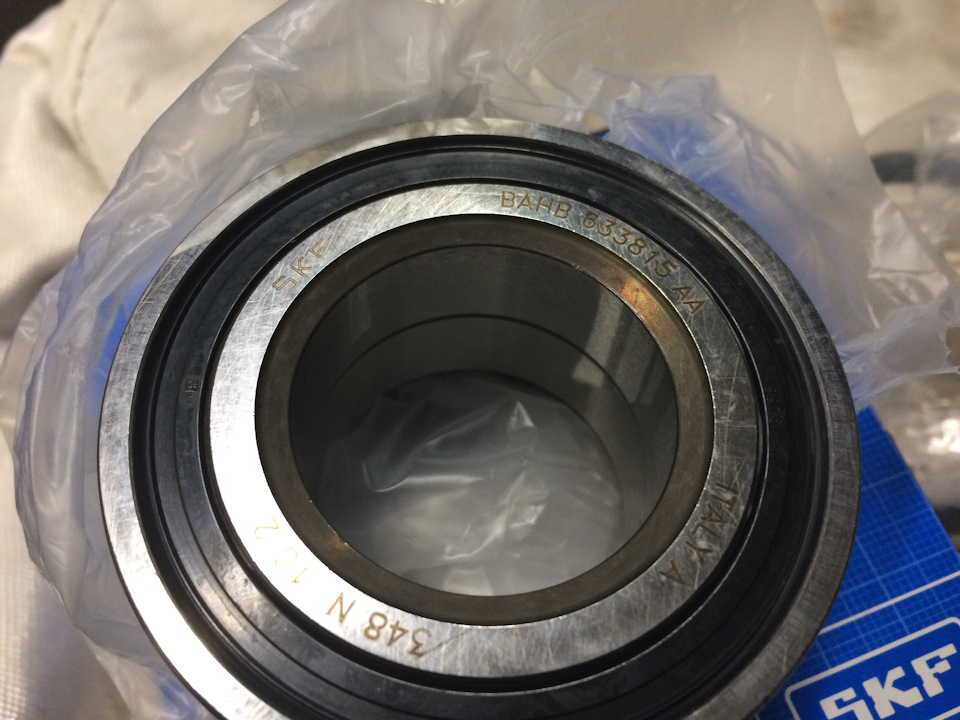 Передний правый ступичный подшипник — Volkswagen Passat B5, 1,8 л, 1998 ...